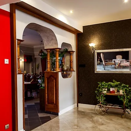 Aparthotel U Beaty I Violetty