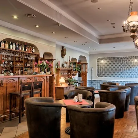 U Beaty I Violetty 3* Kawice